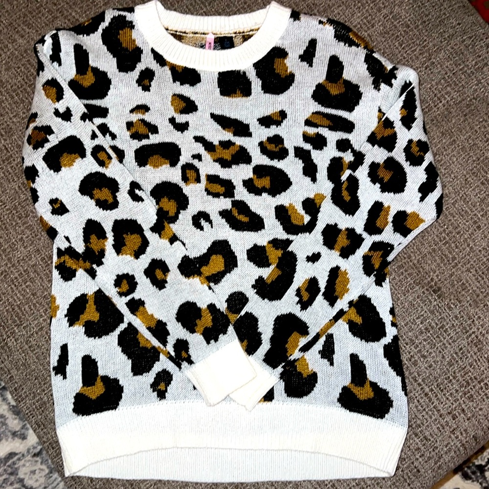 Women’s sweater sz L